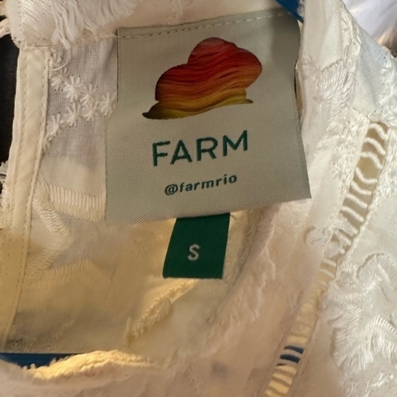 FARM Rio 3D Star Embroidered Blouse - Picture 4 of 5